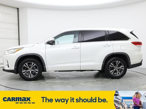2017 Toyota Highlander LE