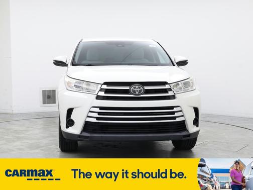 2017 Toyota Highlander LE