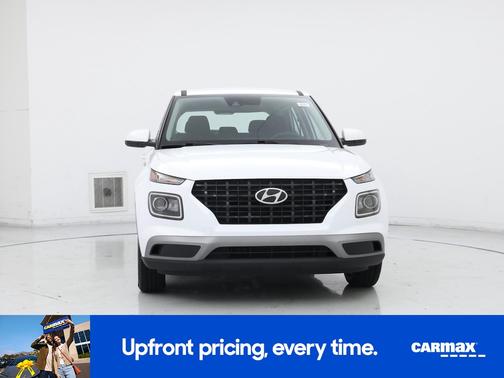 White 2021 Hyundai VENUE SE