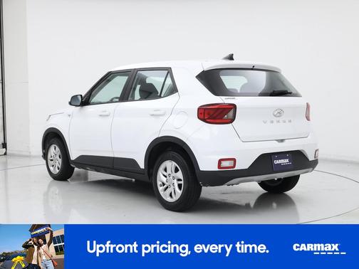 White 2021 Hyundai VENUE SE
