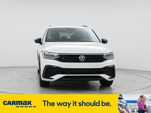 2022 Volkswagen Tiguan SE R-Line Black