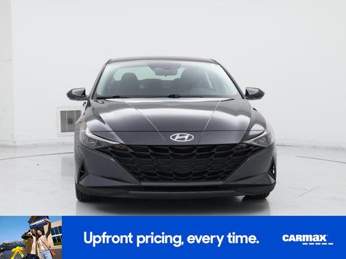 2021 Hyundai ELANTRA SE