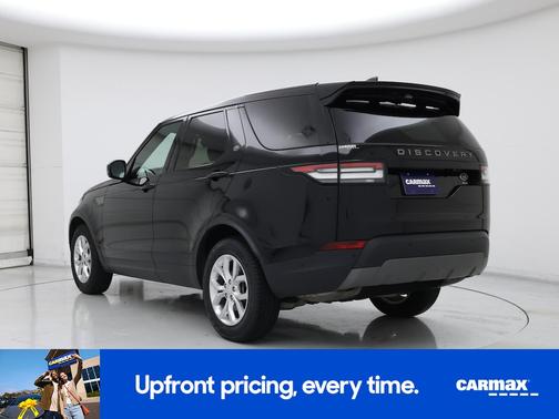 Black 2019 Land Rover Discovery SE