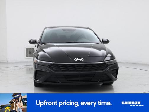 Black 2024 Hyundai ELANTRA SEL