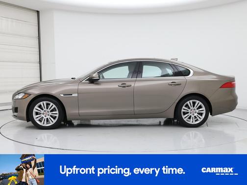 2016 Jaguar XF Premium