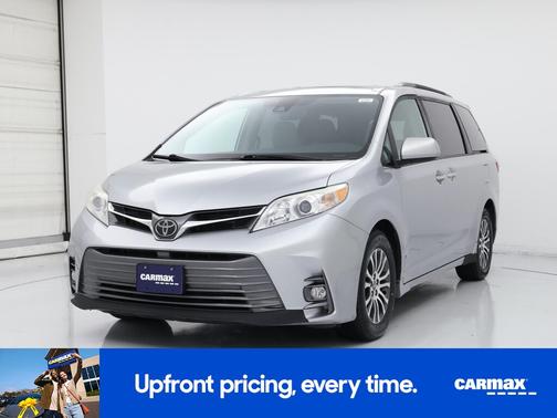 2019 Toyota Sienna XLE