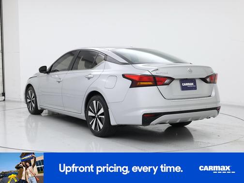 2022 Nissan Altima SV