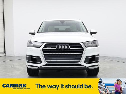 2019 Audi Q7 Premium Plus