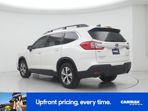 White 2024 Subaru Ascent Premium