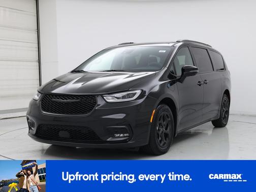 2024 Chrysler Pacifica Hybrid S Appearance Pkg