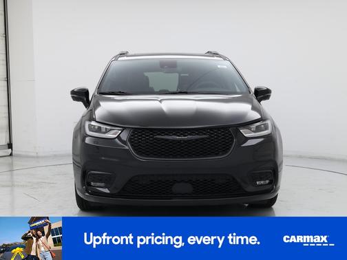 2024 Chrysler Pacifica Hybrid S Appearance Pkg