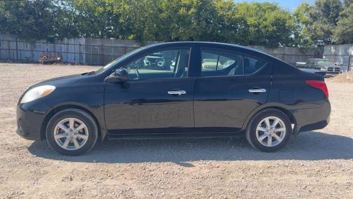 2014 Nissan Versa 1.6 SV