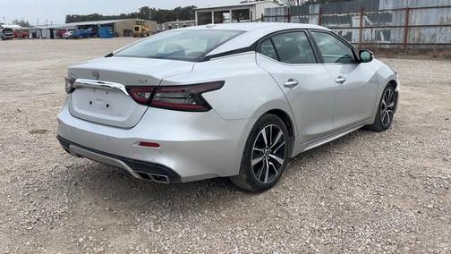 Brilliant Silver Metallic 2023 Nissan Maxima SV Xtronic CVT