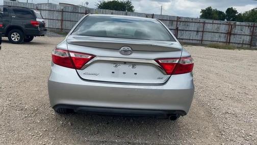 Celestial Silver Metallic 2017 Toyota Camry SE