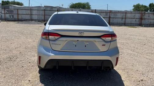 Classic Silver Metallic 2025 Toyota Corolla SE