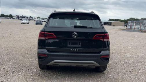 Deep Black Pearl 2024 Volkswagen Taos 1.5T S