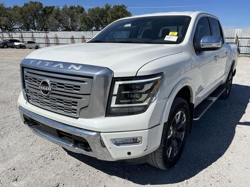 2023 Nissan Titan Platinum Reserve