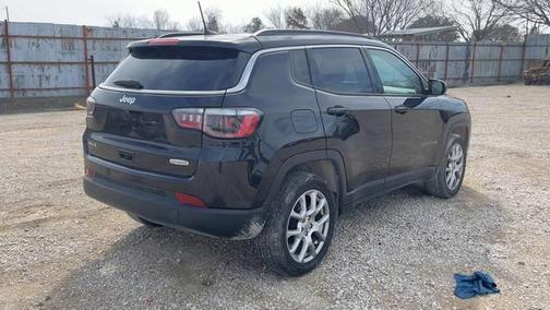 2022 Jeep Compass Latitude Lux
