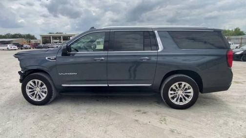 2021 GMC Yukon XL SLT