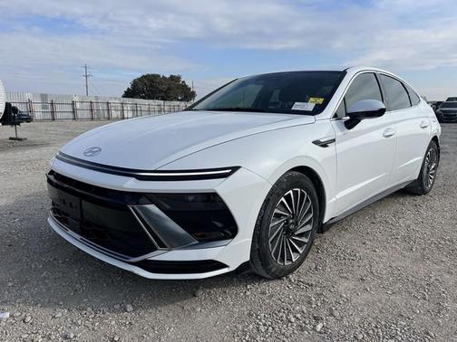 2024 Hyundai SONATA Hybrid SE