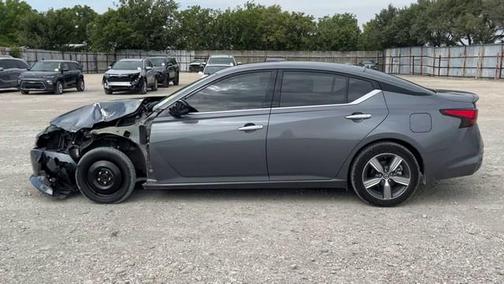 2022 Nissan Altima 2.5 SL