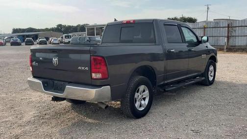 Granite Crystal Metallic Clearcoat 2014 RAM 1500 Big Horn