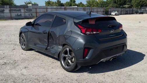 2020 Hyundai Veloster 2