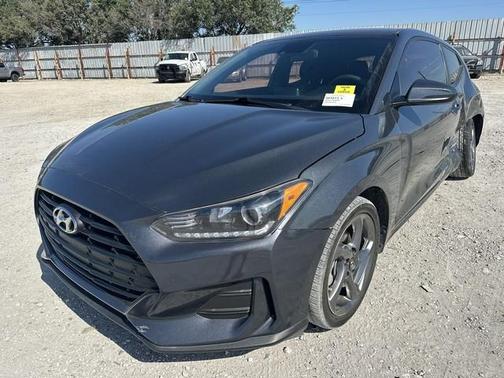2020 Hyundai Veloster 2