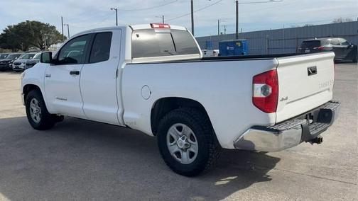 2016 Toyota Tundra SR5