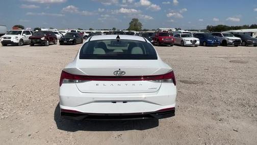 2021 Hyundai ELANTRA Limited