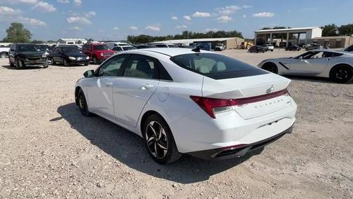 2021 Hyundai ELANTRA Limited