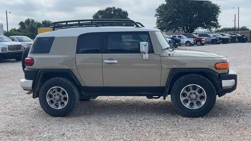 2013 Toyota FJ Cruiser Base