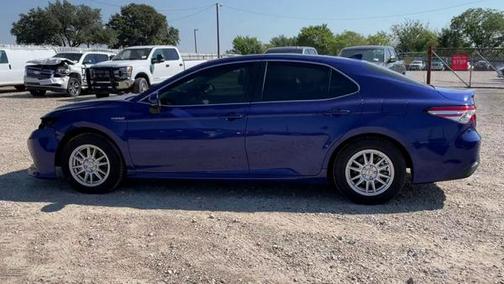 Blue Crush Metallic 2018 Toyota Camry Hybrid LE