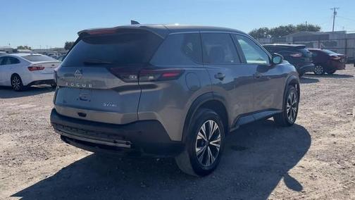 2022 Nissan Rogue SV
