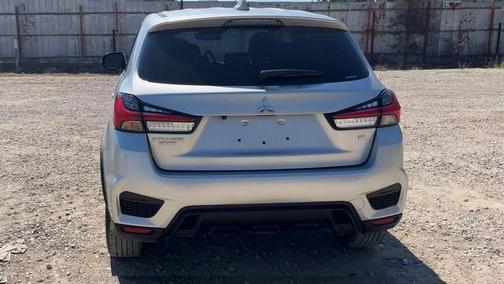 2023 Mitsubishi Outlander Sport SE
