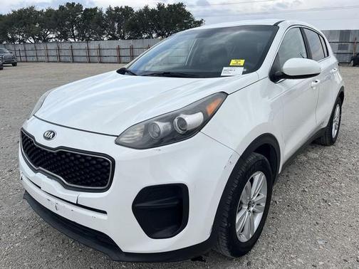 Clear White 2018 Kia Sportage LX