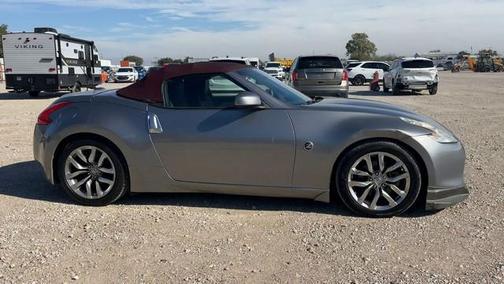 2010 Nissan 370Z Touring