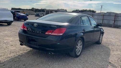 2006 Toyota Avalon Limited