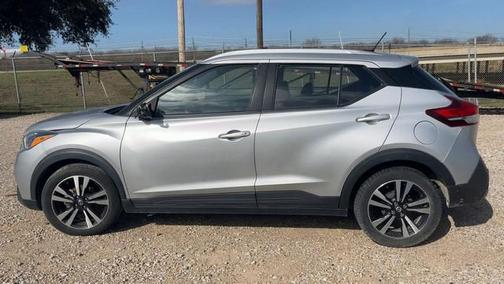 2020 Nissan Kicks SV