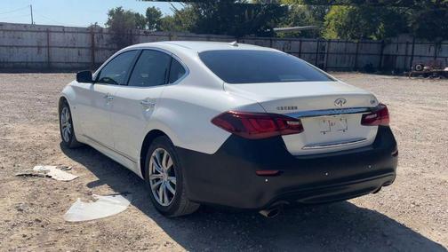 2019 INFINITI Q70 3.7 LUXE