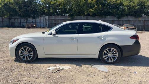 2019 INFINITI Q70 3.7 LUXE