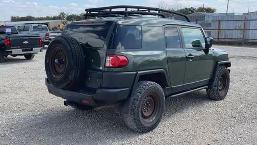 2011 Toyota FJ Cruiser Base