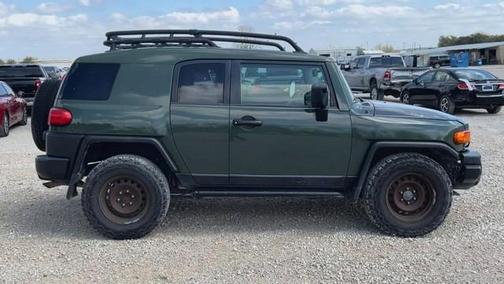 2011 Toyota FJ Cruiser Base