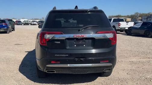 2022 GMC Acadia Denali
