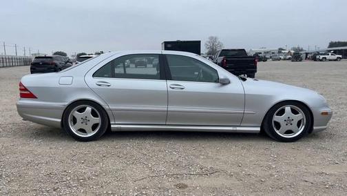2001 Mercedes-Benz S-Class 