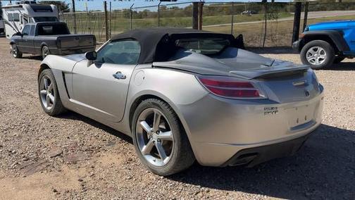 2009 Saturn Sky Red Line