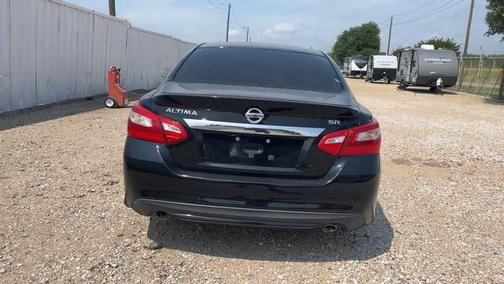 Super Black 2016 Nissan Altima 2.5 SR