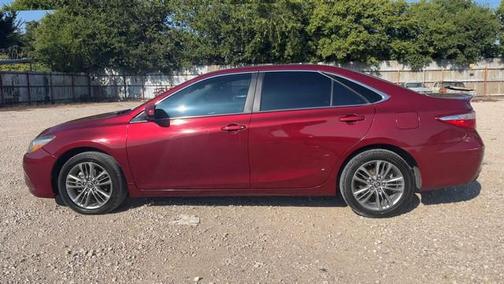 2017 Toyota Camry SE