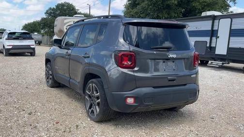 Granite Crystal Metallic Clearcoat 2020 Jeep Renegade Latitude