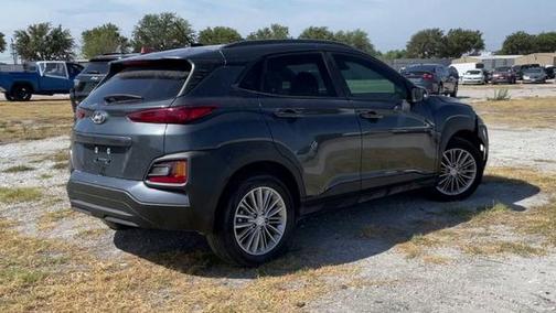 2021 Hyundai KONA SEL